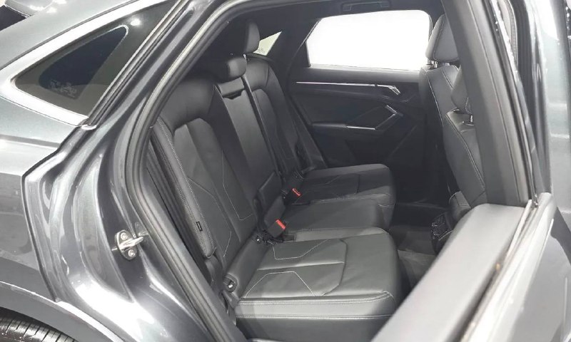 Audi Q3 из Южной Кореи — фото 6 из 10