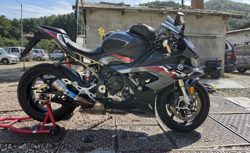 BMW S 1000 RR из Южной Кореи — фото 1 из 4