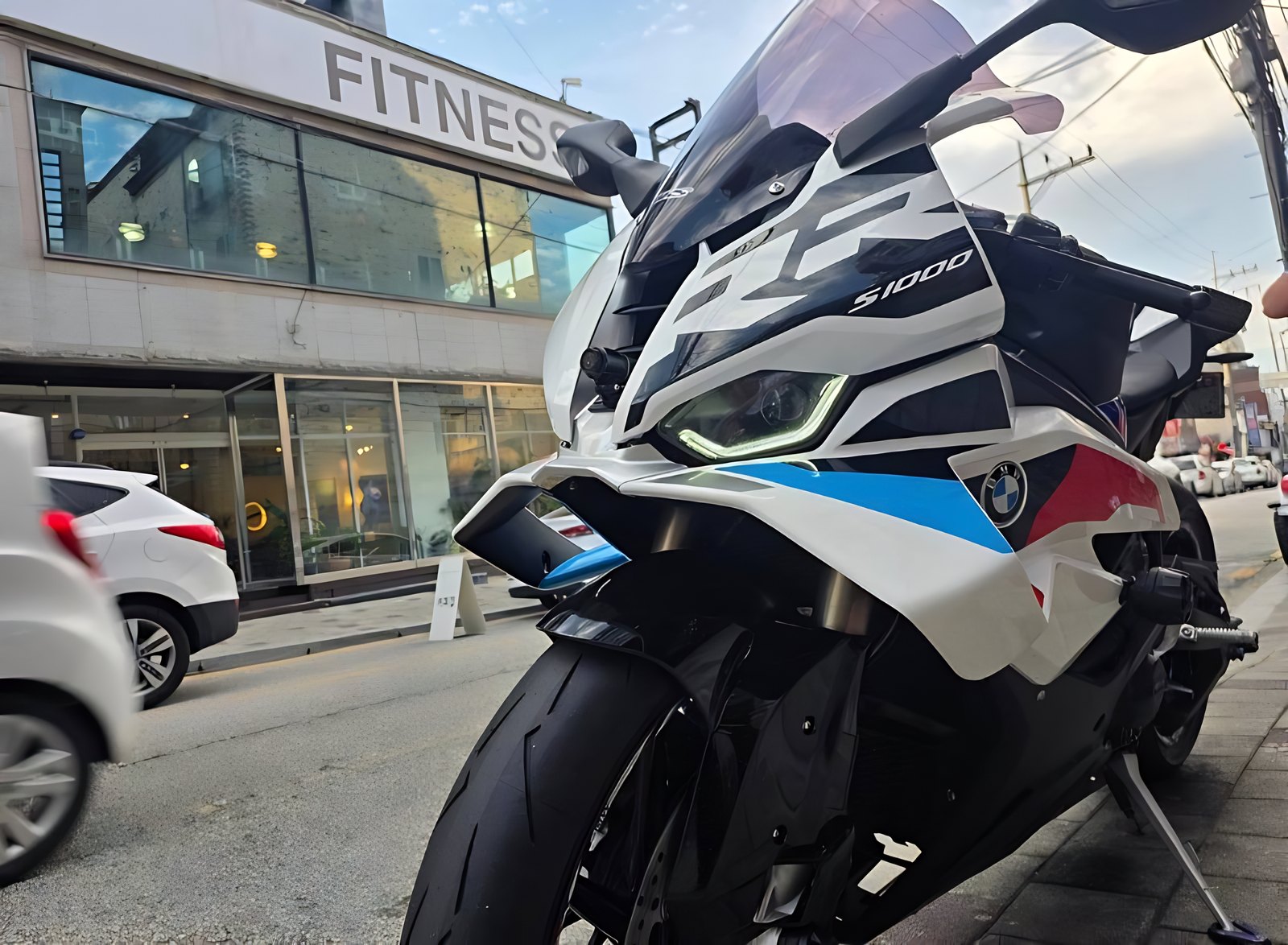 BMW S 1000 RR M Package из Южной Кореи — фото 1 из 4