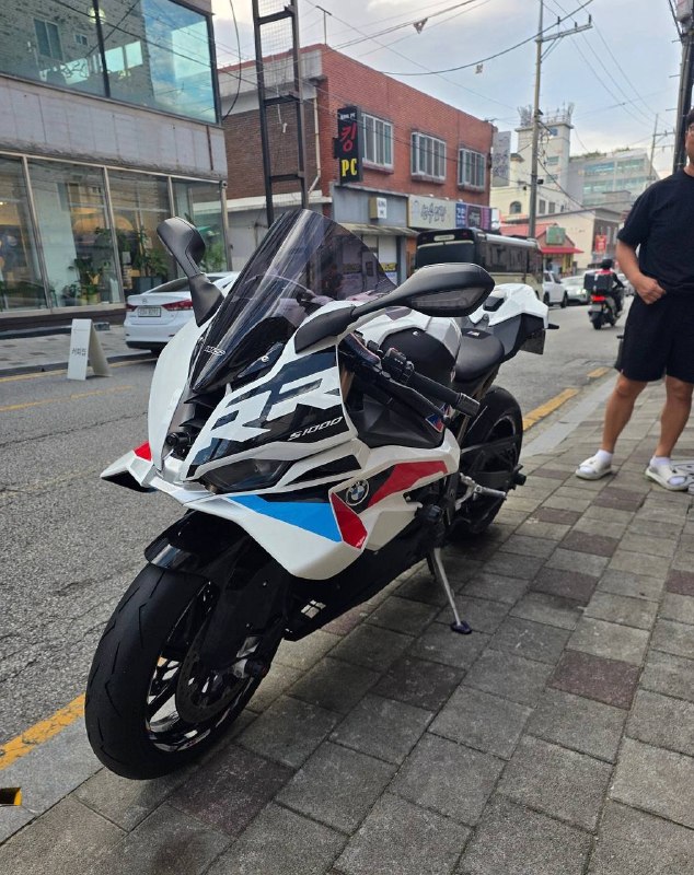 BMW S 1000 RR M Package из Южной Кореи — фото 4 из 4