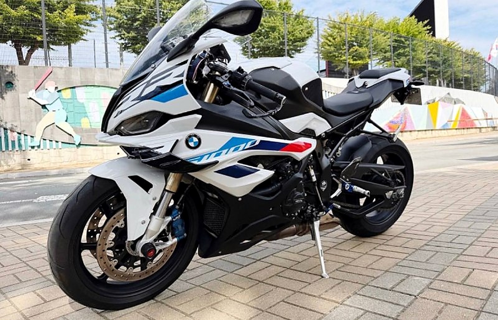 BMW S 1000 RR M Package из Южной Кореи — фото 1 из 4