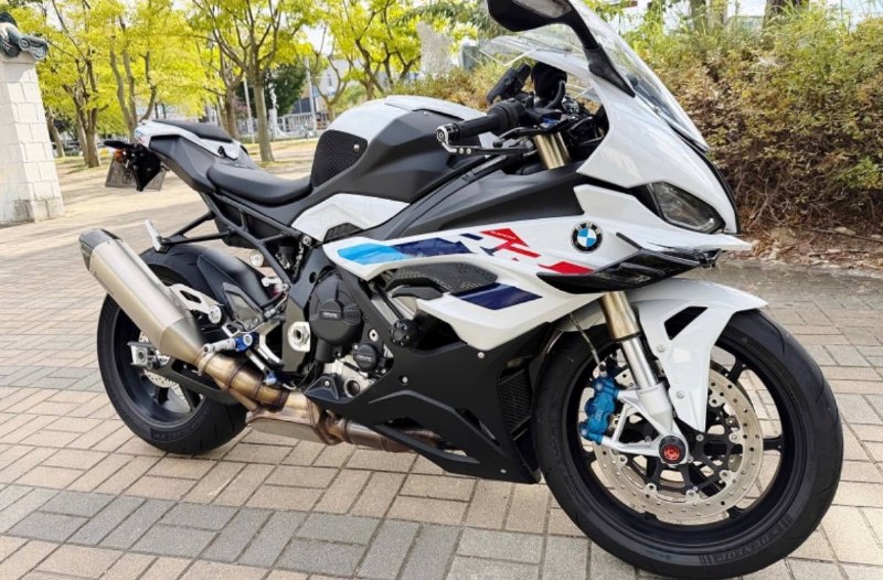 BMW S 1000 RR M Package из Южной Кореи — фото 4 из 4