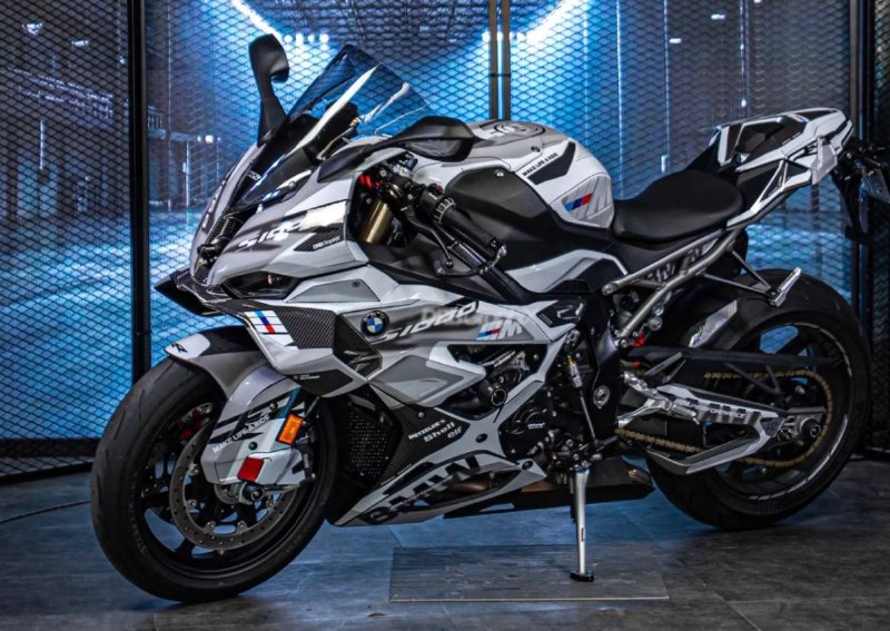 BMW S 1000 RR из Южной Кореи — фото 1 из 4
