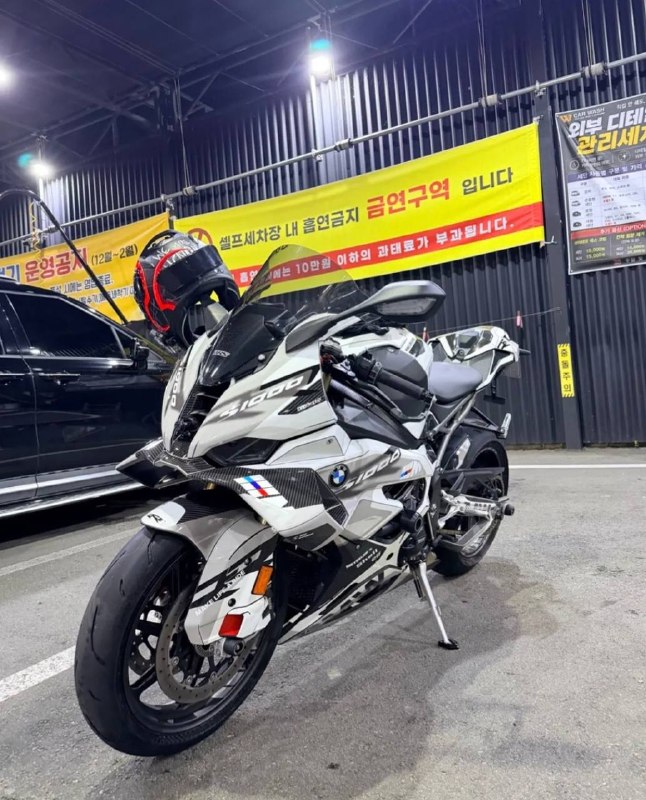 BMW S 1000 RR из Южной Кореи — фото 2 из 4
