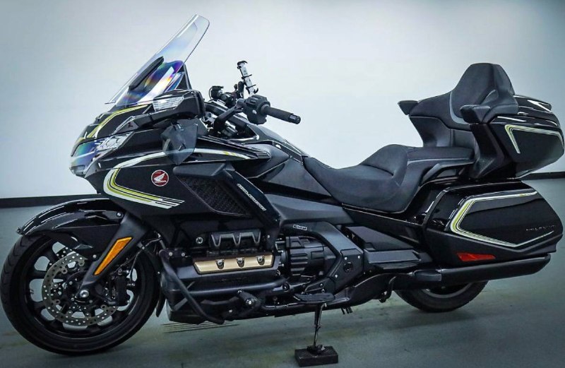 Honda Gold Wing Tour DCT Airbag из Южной Кореи — фото 3 из 4