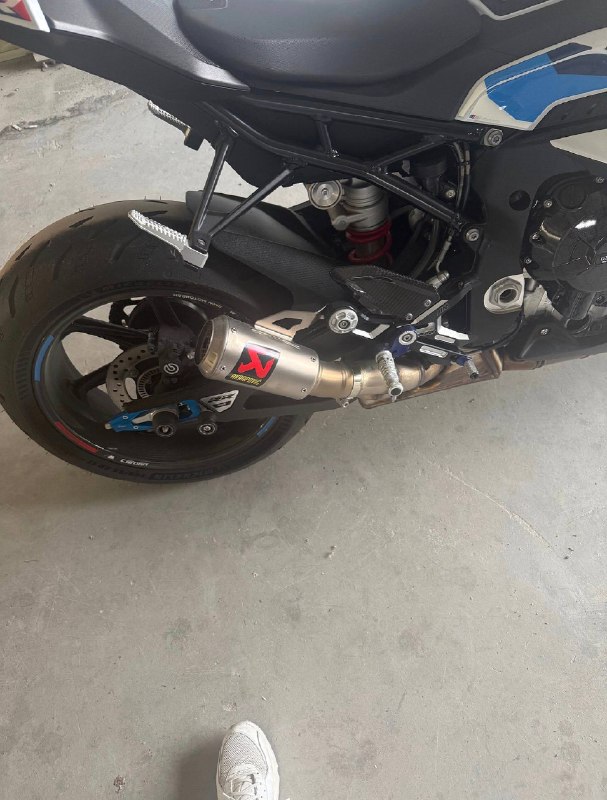 BMW S 1000 RR из Южной Кореи — фото 2 из 4