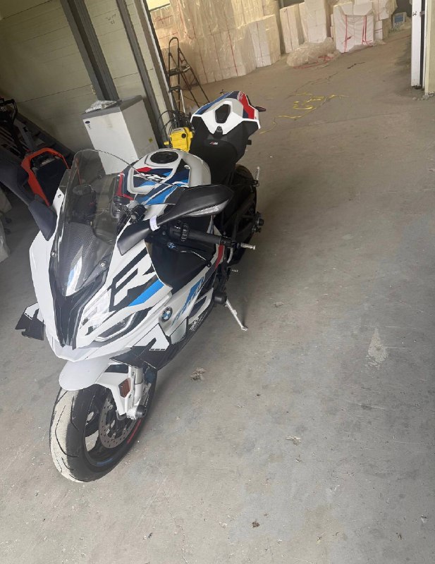 BMW S 1000 RR из Южной Кореи — фото 3 из 4