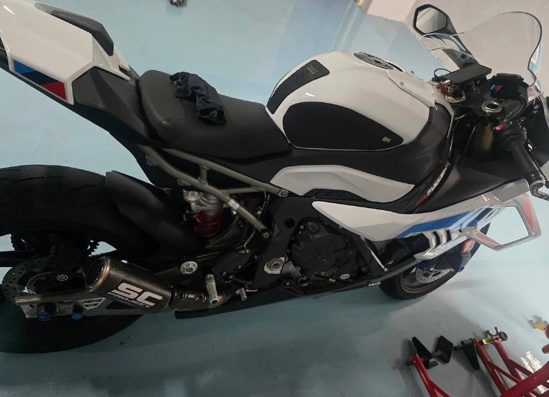 BMW S 1000 RR из Южной Кореи — фото 3 из 4