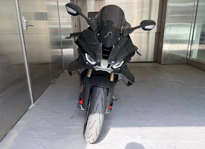 BMW S 1000 RR из Южной Кореи — фото 4 из 4