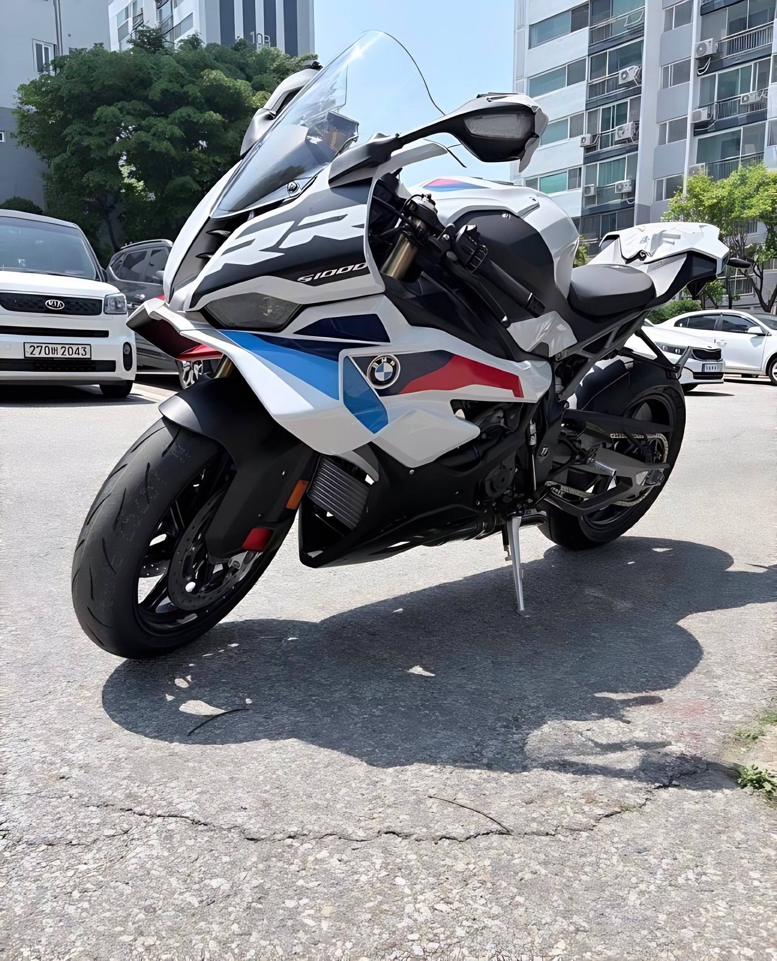 BMW S 1000 RR M Package из Южной Кореи — фото 1 из 4