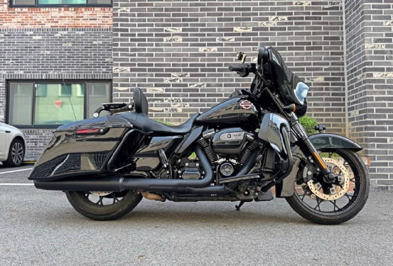 Harley-Davidson Street Glide Special 114 из Южной Кореи — фото 1 из 4