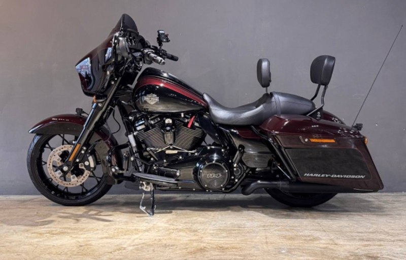 Harley-Davidson Street Glide Special 114 из Южной Кореи — фото 2 из 4