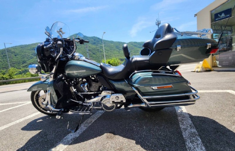 Harley-Davidson Ultra Limited 114 из Южной Кореи — фото 2 из 4