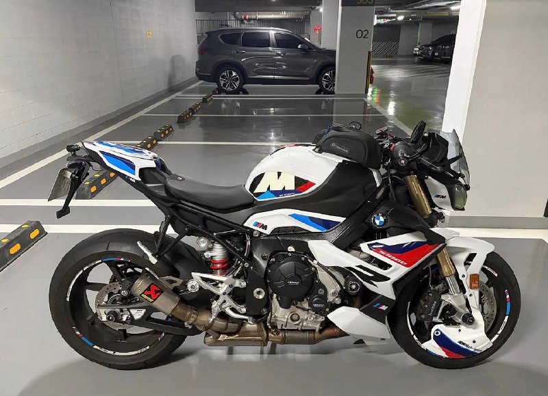 BMW S 1000 R из Южной Кореи — фото 1 из 4