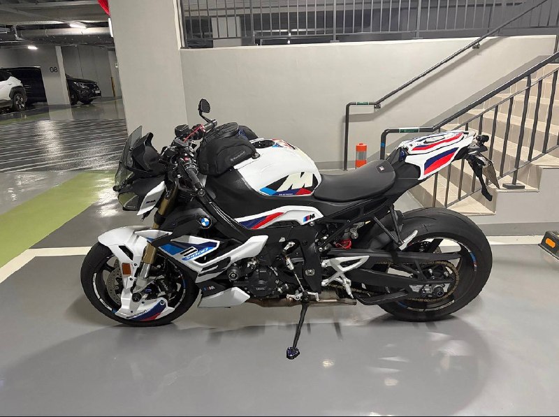 BMW S 1000 R из Южной Кореи — фото 2 из 4