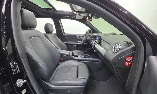 Mercedes-Benz GLB 200 d из Южной Кореи — фото 6 из 10