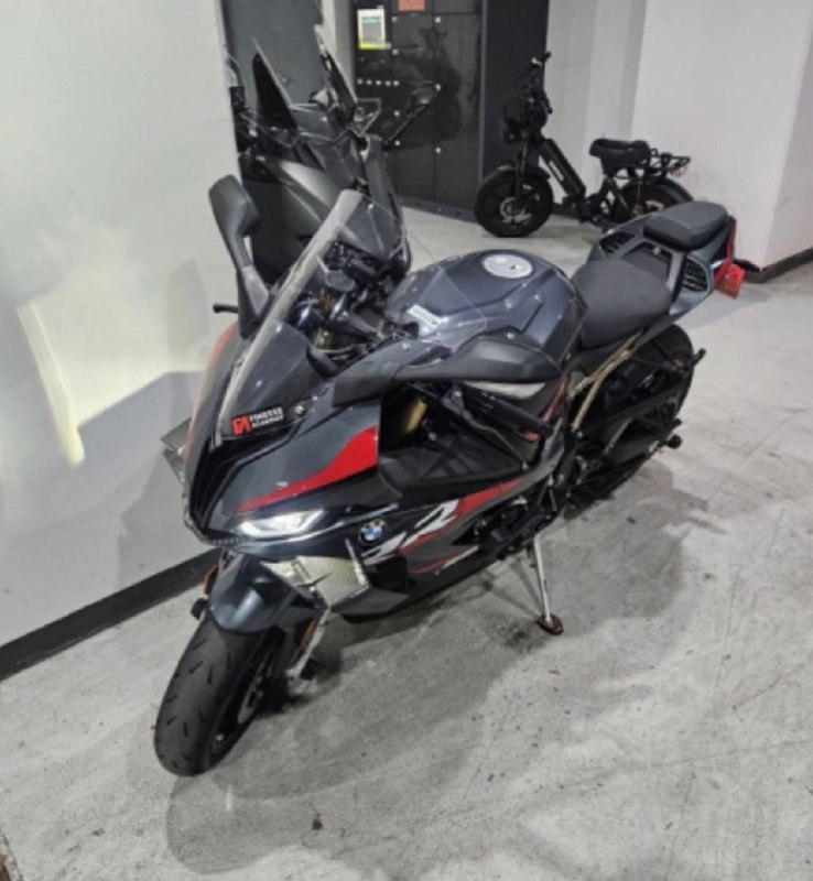 BMW S 1000 RR из Южной Кореи — фото 3 из 4