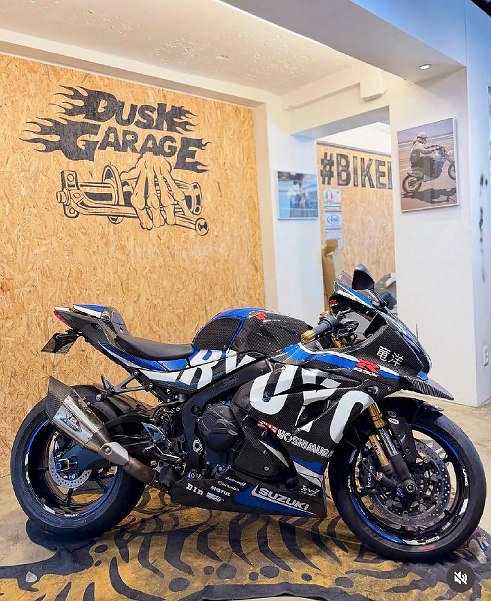 Suzuki GSX-R1000R из Южной Кореи — фото 1 из 4