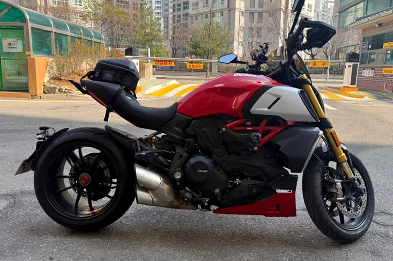 Ducati Diavel 1260S из Южной Кореи — фото 1 из 4