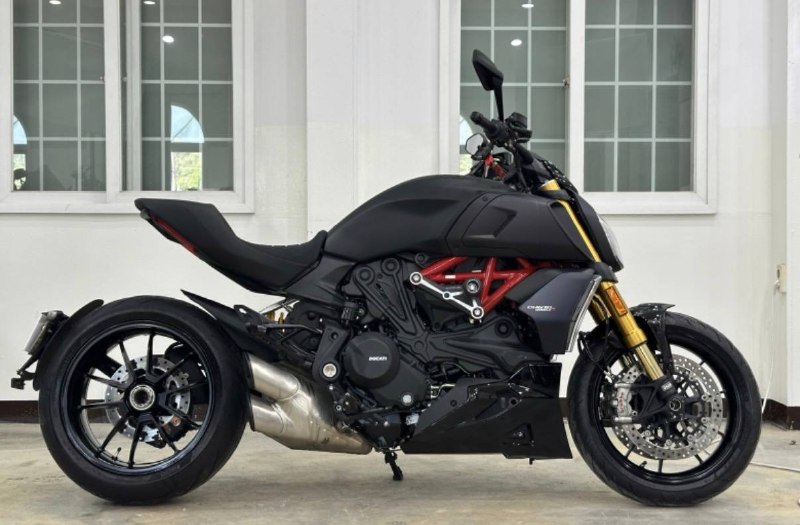 Ducati Diavel 1260S из Южной Кореи — фото 1 из 4