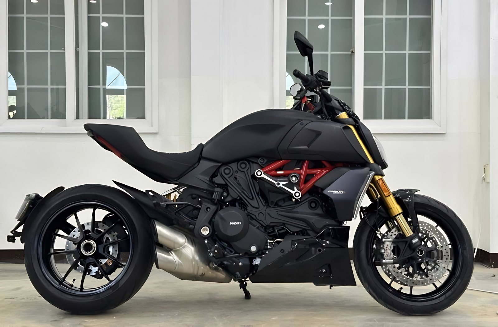 Ducati Diavel 1260S из Южной Кореи — фото 1 из 4