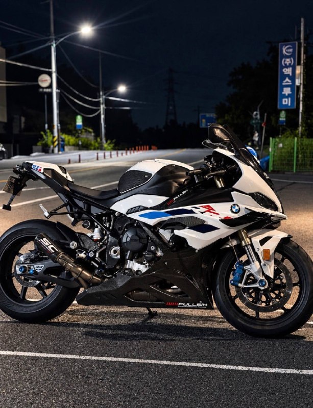 BMW S 1000 RR из Южной Кореи — фото 2 из 4