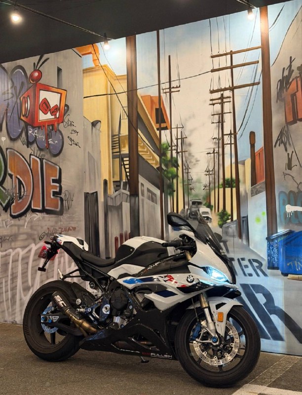 BMW S 1000 RR из Южной Кореи — фото 4 из 4