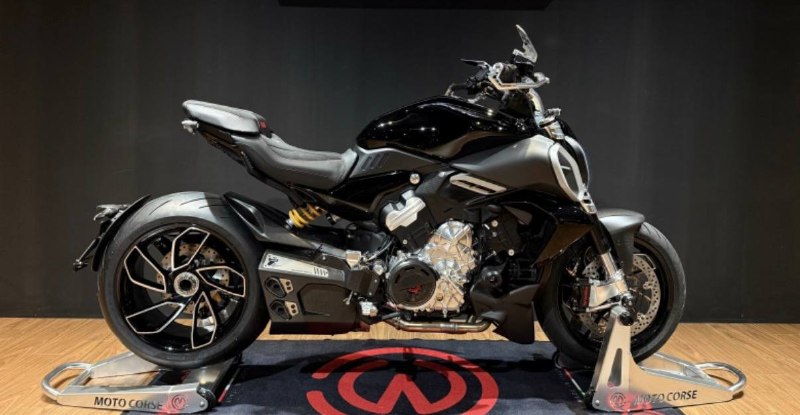 Ducati Diavel V4 из Южной Кореи — фото 4 из 4