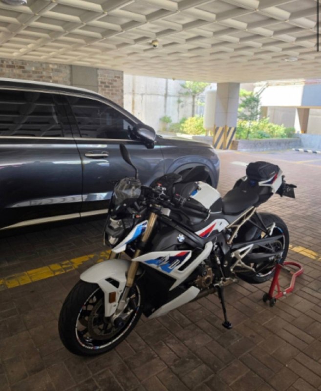 BMW S 1000 R из Южной Кореи — фото 4 из 4