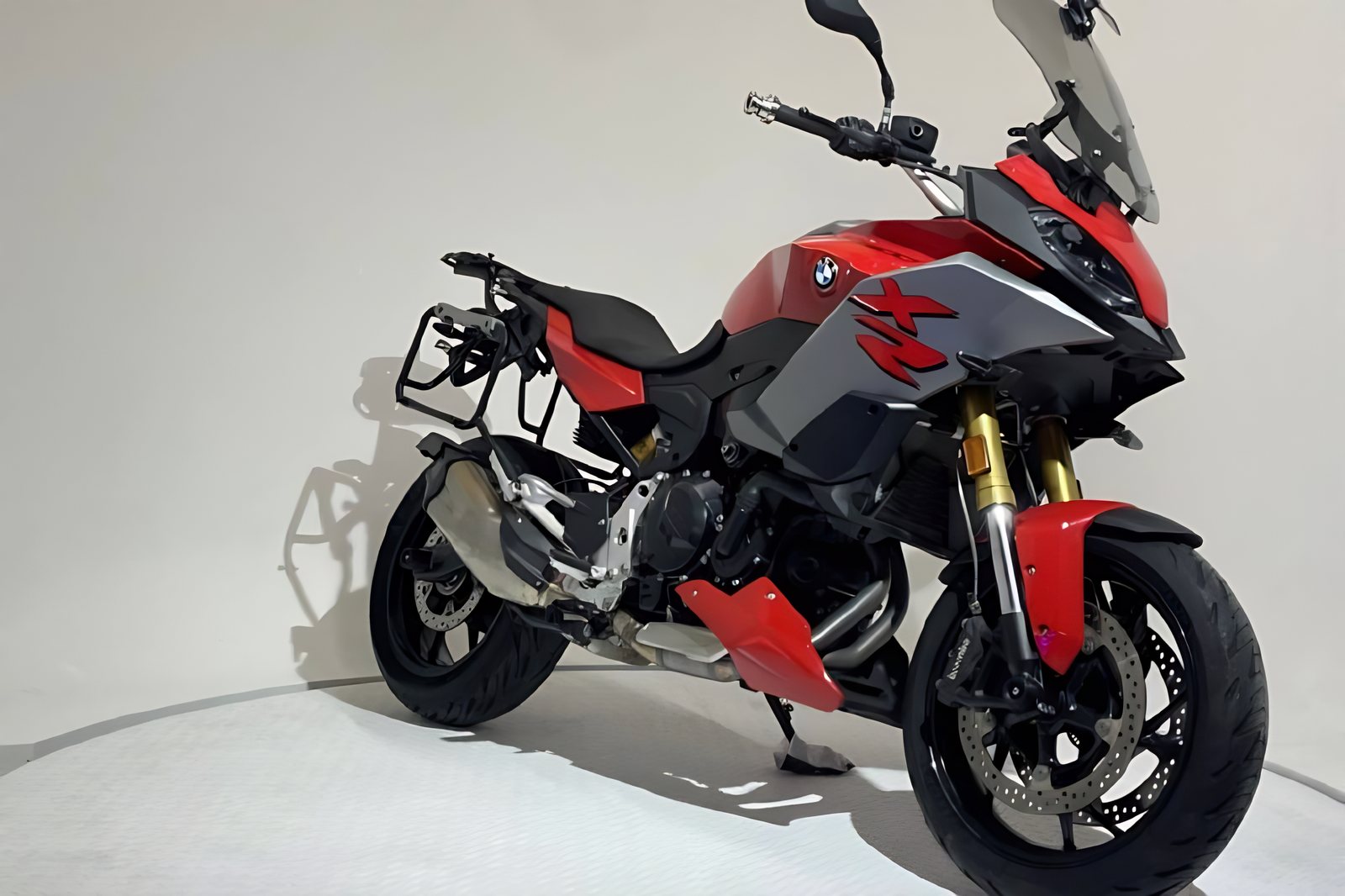 BMW F 900 XR из Южной Кореи — фото 4 из 4