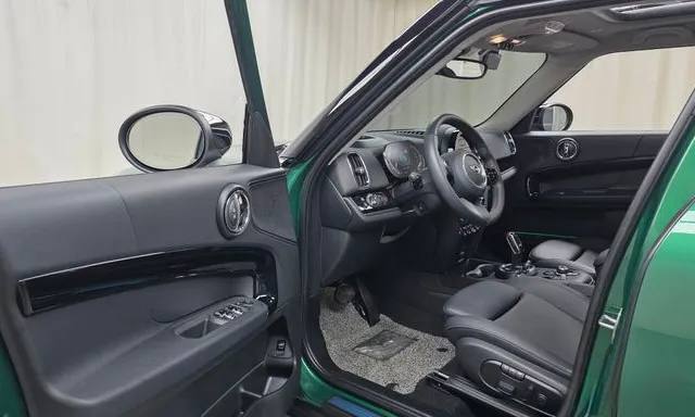 MINI Cooper Countryman из Южной Кореи — фото 6 из 10