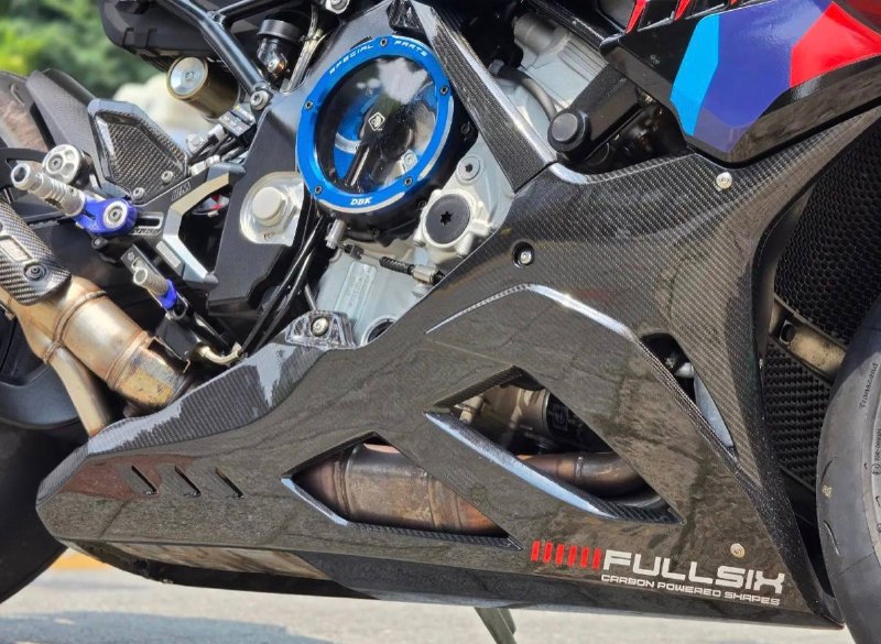 BMW S 1000 RR из Южной Кореи — фото 2 из 4