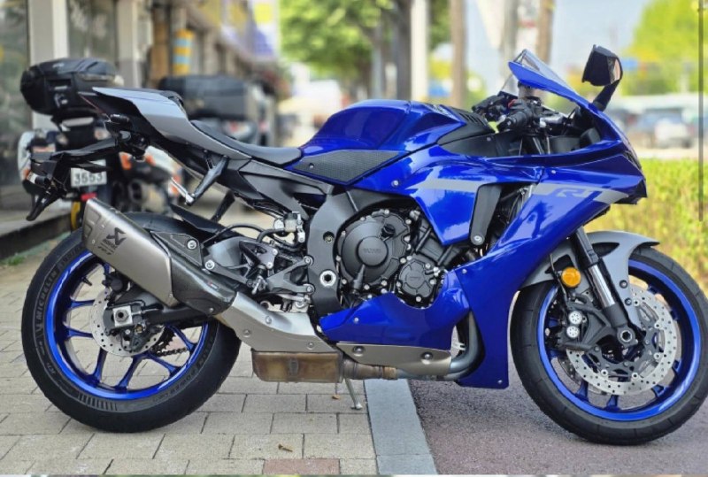 Yamaha YZF-R1 из Южной Кореи — фото 1 из 4