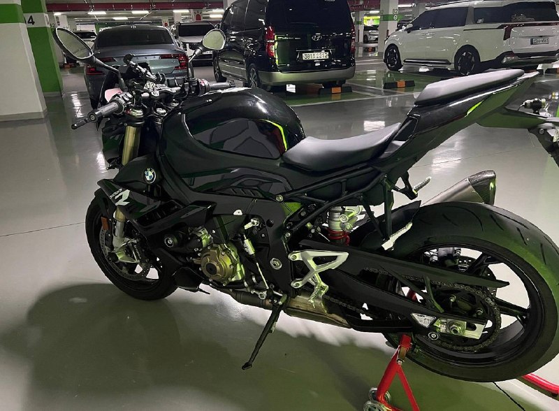 BMW S 1000 R из Южной Кореи — фото 3 из 4