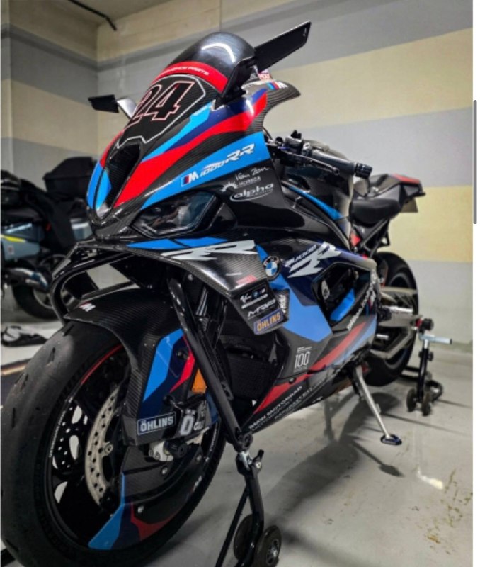 BMW M 1000 RR из Южной Кореи — фото 4 из 4