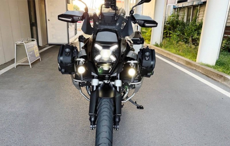 BMW R 1300 GS Triple Black из Южной Кореи — фото 1 из 4