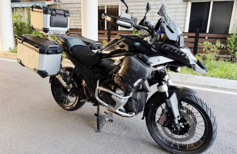 BMW R 1300 GS Triple Black из Южной Кореи — фото 2 из 4