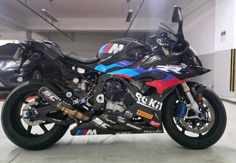 BMW S 1000 RR M Package Billet Carbon из Южной Кореи — фото 1 из 4