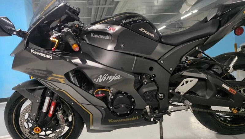 Kawasaki Ninja ZX-10R из Южной Кореи — фото 2 из 4