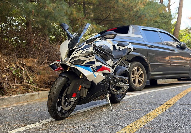 BMW S 1000 RR M Package из Южной Кореи — фото 3 из 4