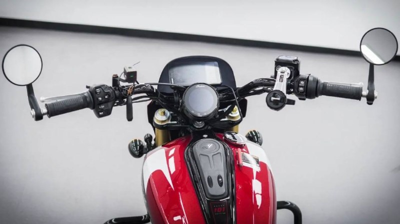 Indian Scout 101 из Южной Кореи — фото 3 из 4