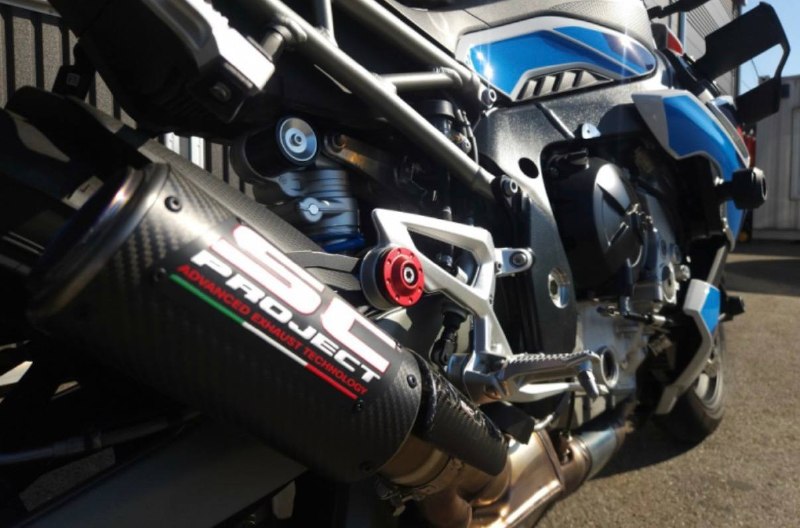 BMW M 1000 R из Южной Кореи — фото 2 из 4
