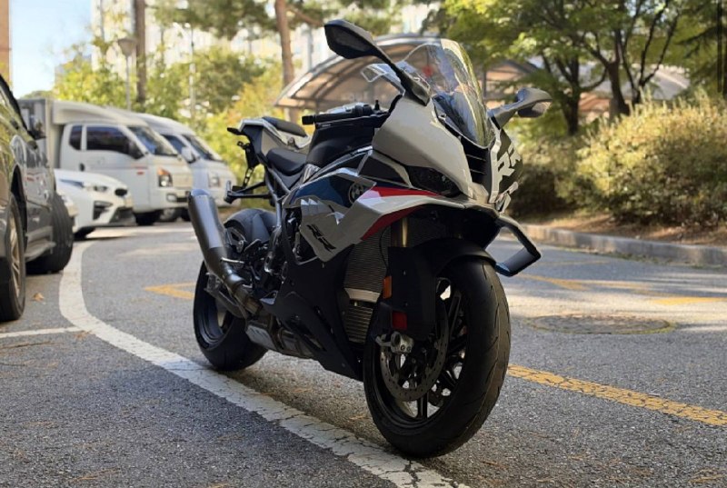 BMW S 1000 RR из Южной Кореи — фото 3 из 4