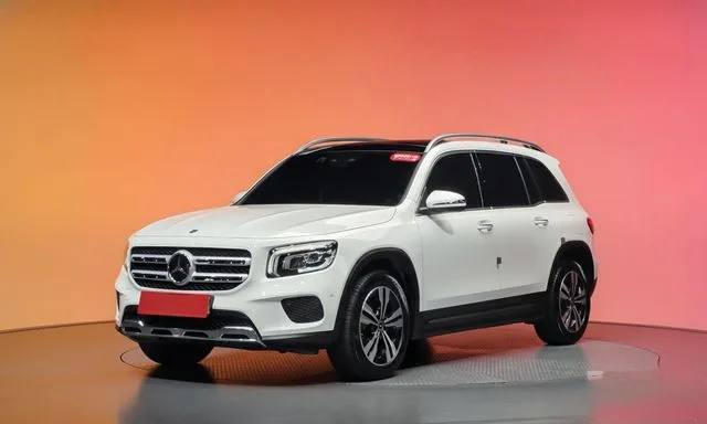 Mercedes-Benz GLB 200 d из Южной Кореи — фото 1 из 10