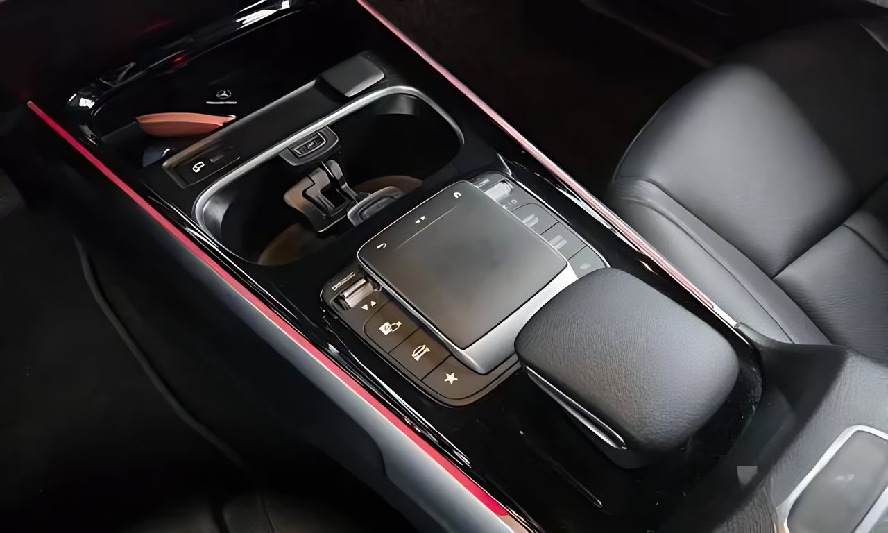 Mercedes-Benz GLB 200 d из Южной Кореи — фото 10 из 10