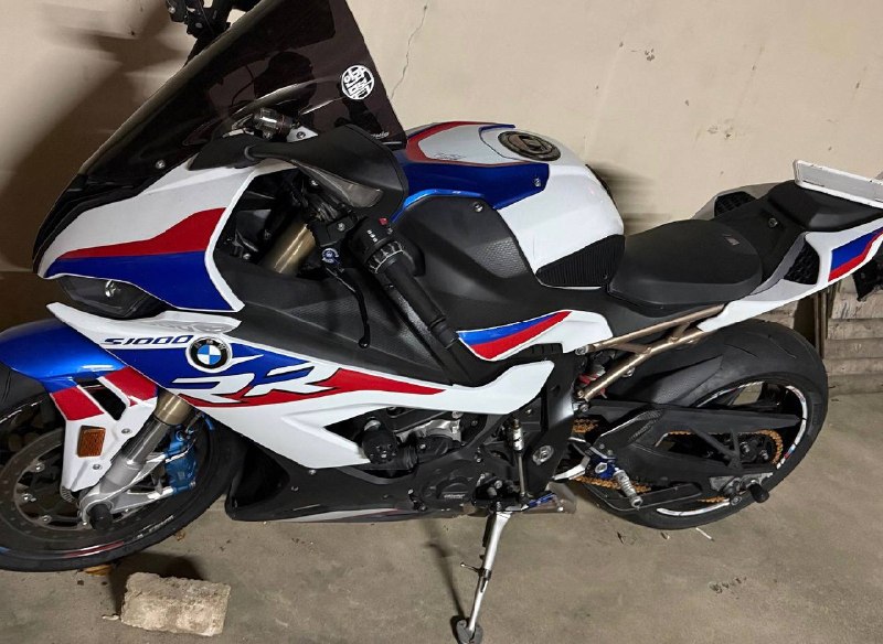 BMW S 1000 RR из Южной Кореи — фото 1 из 4