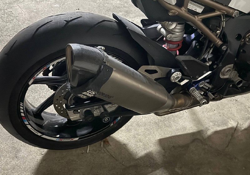 BMW S 1000 RR из Южной Кореи — фото 2 из 4