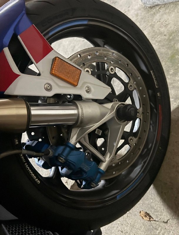 BMW S 1000 RR из Южной Кореи — фото 3 из 4