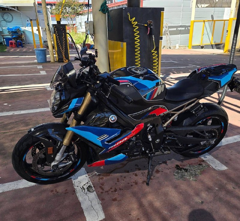 BMW S 1000 R из Южной Кореи — фото 1 из 2