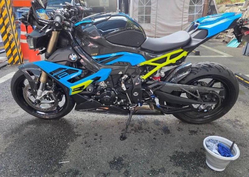 BMW S 1000 R M-тюнинг из Южной Кореи — фото 1 из 4